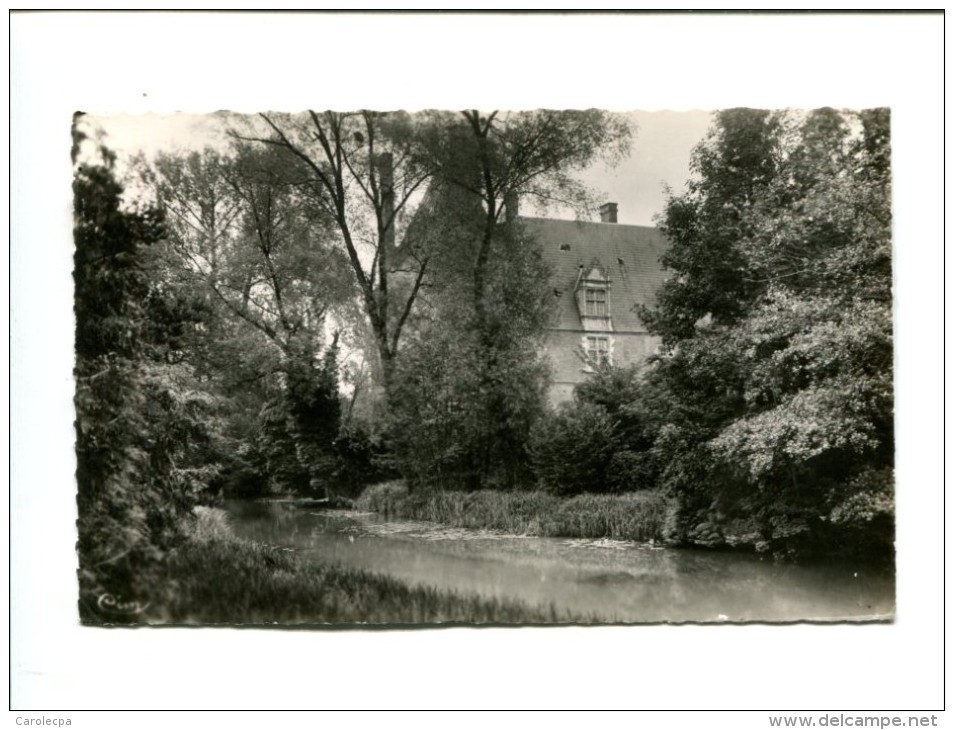 CP - Saint Amand En Puisaye (58) La Vrille Et Le Chateau - Saint-Amand-en-Puisaye