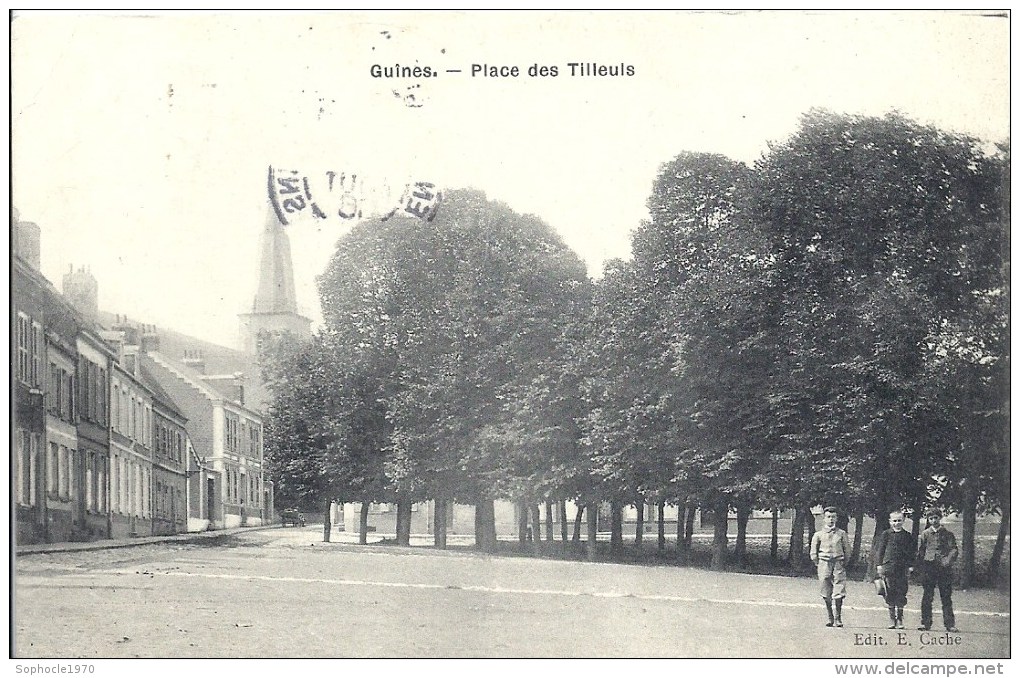 NORD PAS DE CALAIS - 62 - PAS DE CALAIS - GUINES - Place Des Tilleuls - Guines