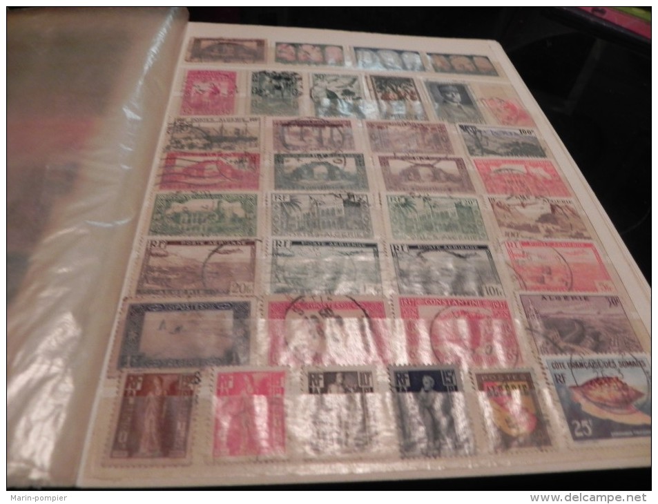 ALBUM DE TIMBRES OBLITERES/MELANGES DIVERS PAYS.