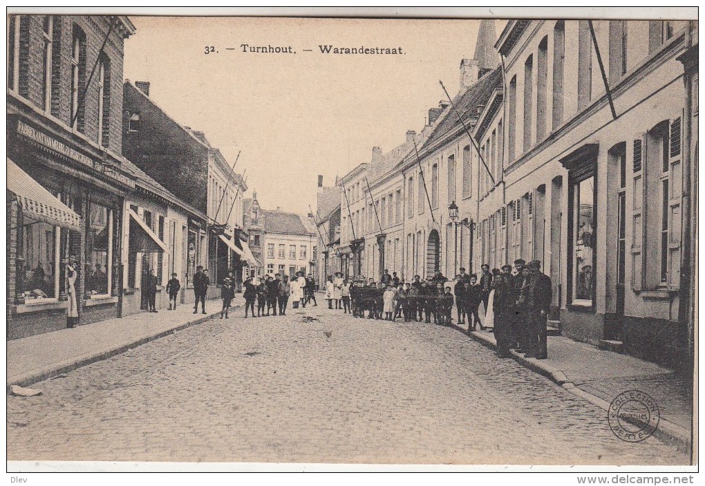 Turnhout - Warandestraat - Zeer Geanimeerd - Collectie Bertels Nr 32 - Turnhout