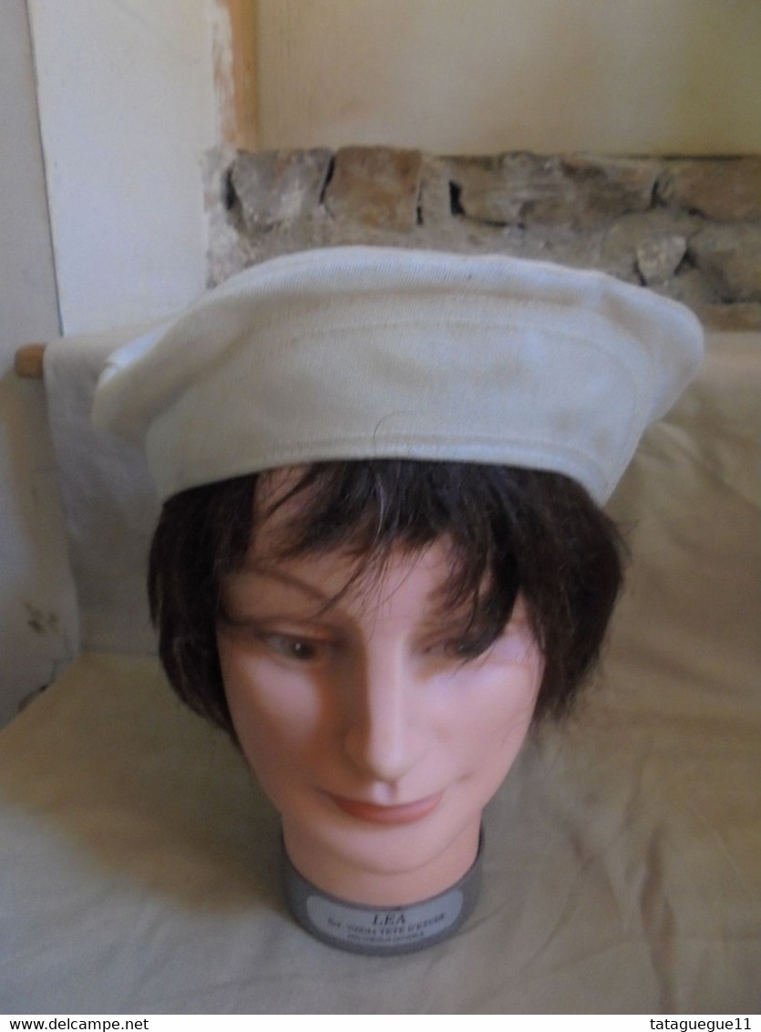 Ancien - Chapeau, Béret, Casquette De Femme - Hauben, Mützen, Hüte