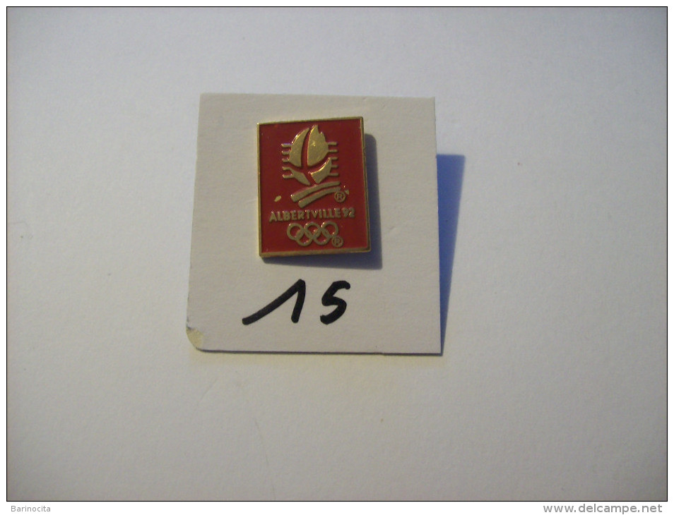 PIN´S - JEUX OLYMPIQUES -  HIVER / WINTER  1992 "  ALBERTVILLE 92 Logo " Dorée Sur Fond Rouge -voir Photo (15 ) - Olympische Spelen