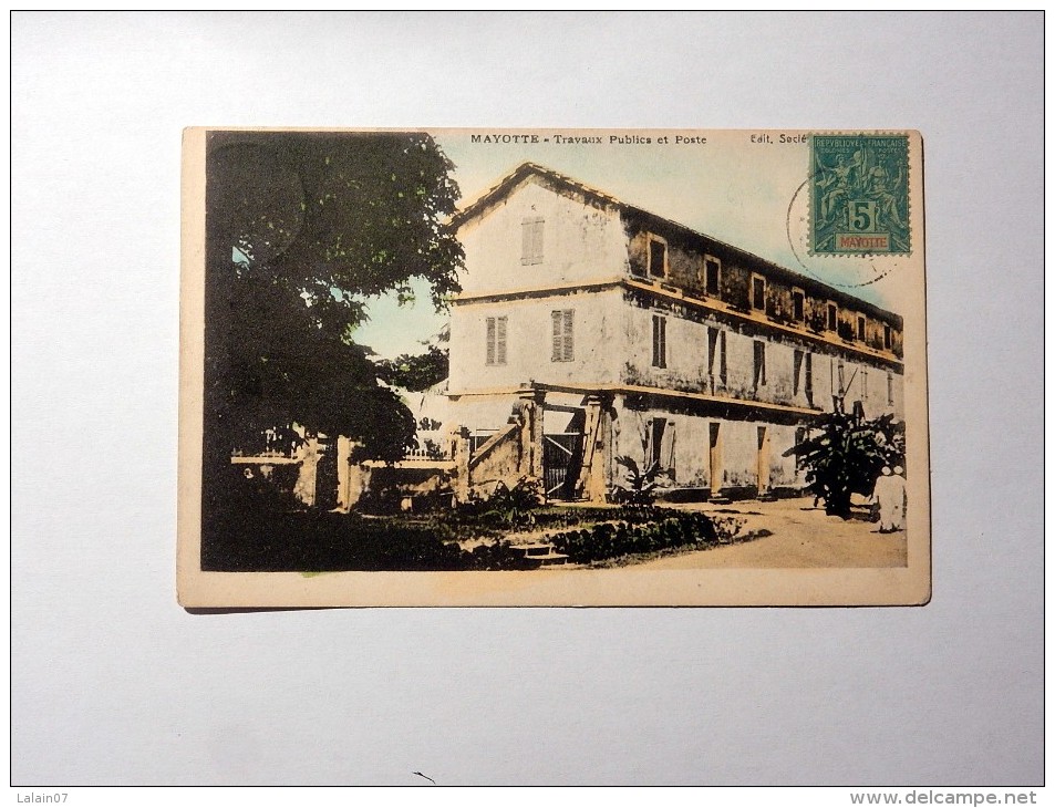 Carte Postale Ancienne : MAYOTTE : Travaux Publics Et Poste, Timbre De Mayotte 1909 - Mayotte