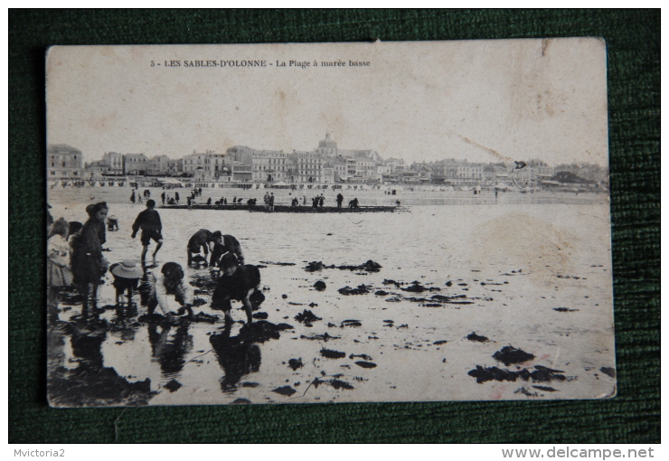 LES SABLES D'OLONNE - La Plage à Marée Basse - Sables D'Olonne