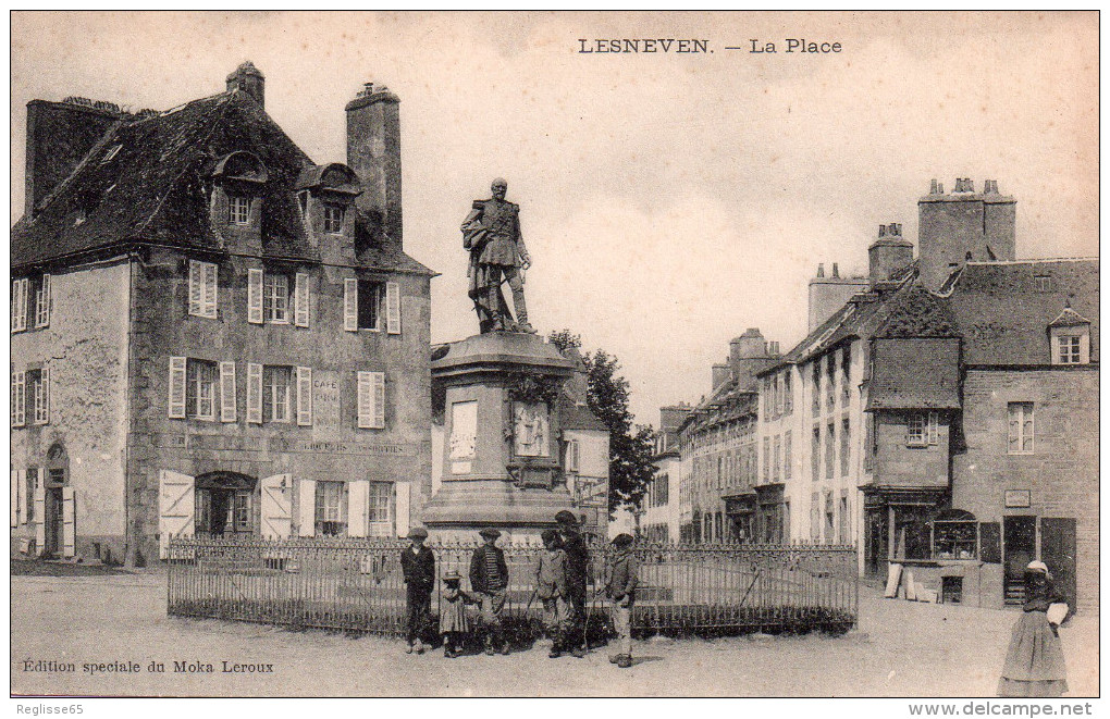 CPA - Carte Animée - LESNEVEN - LA PLACE - FG.1.159 - Lesneven