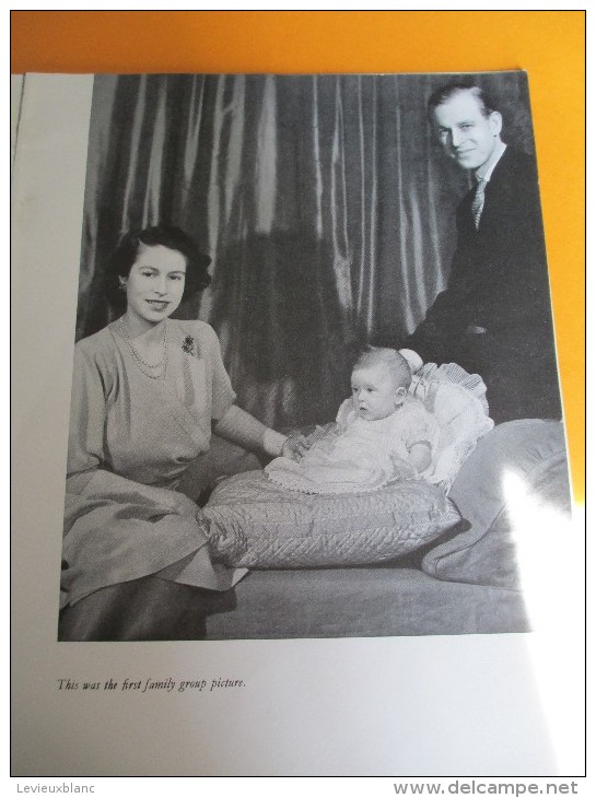 Plaquette/OUR YOUNG PRINCE/ A Royal Family Album By BARON/Prince CHARLES/1948    LIV61 - Autres & Non Classés