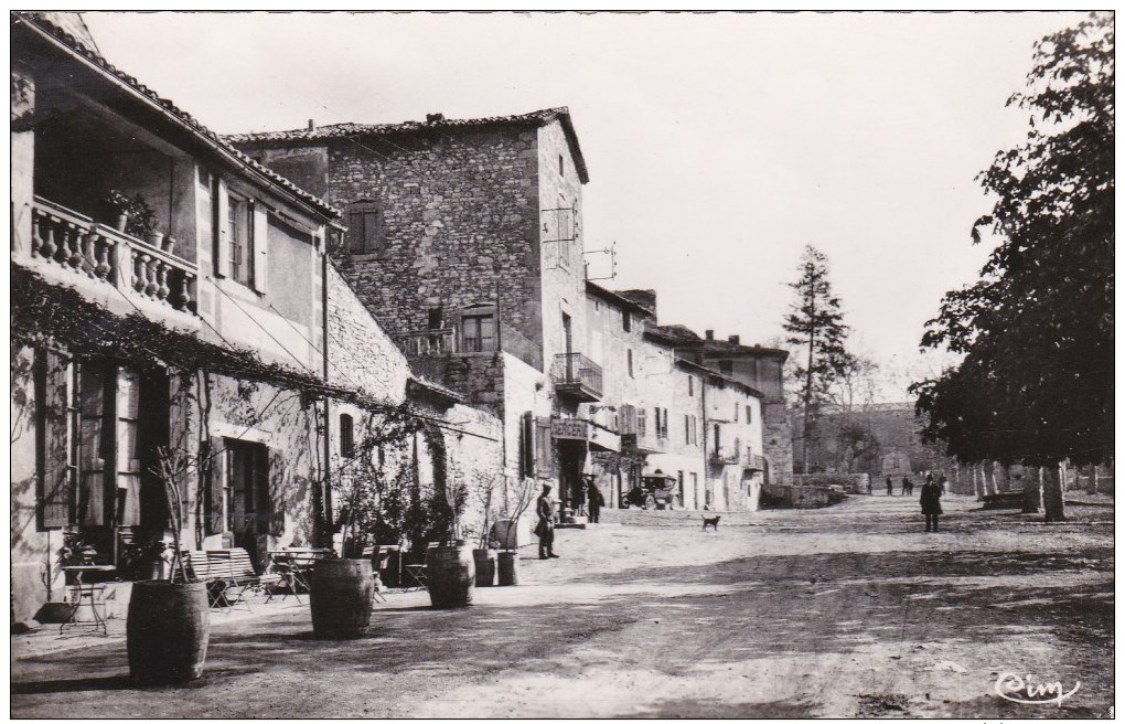 Barjac - Place Charles-Guynet, Café Dival - Sonstige & Ohne Zuordnung