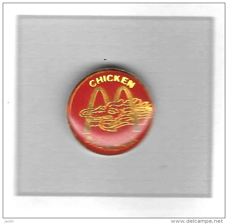 Pin´s  Fond  Rouge  Mac  Do  Chicken  SHANGHAI - McDonald's