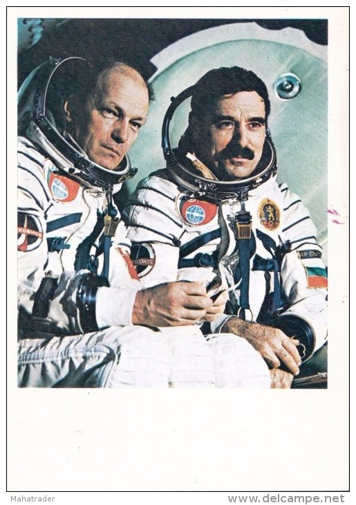 Cosmonauts Soviet Hero Nikolay Rukavishnikov And Bulgarian Georgi Ivanov - Espace