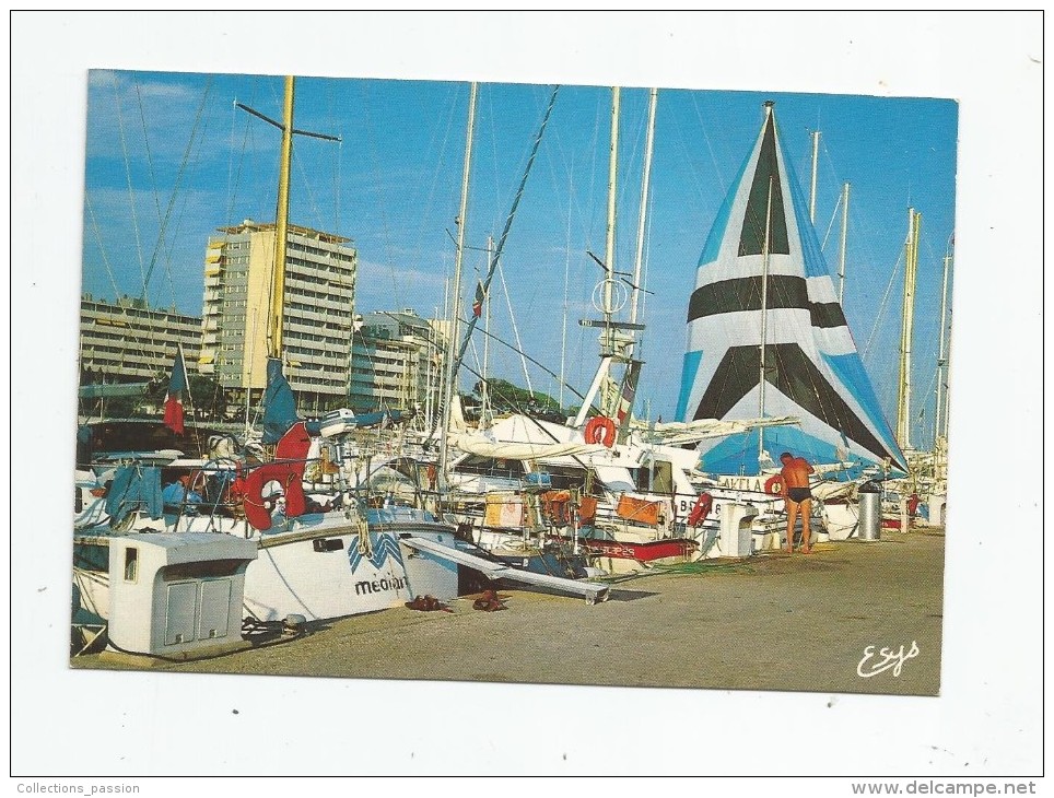 Cp , 83 , SAINTE MAXIME SUR MER , Le Port , écrite , Ed : Azucolor - Sainte-Maxime