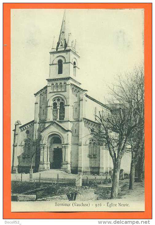 Dpt  84  Bonnieux  "  L´eglise Neuve  " Carte Precurseur - Voir Etat - Bonnieux