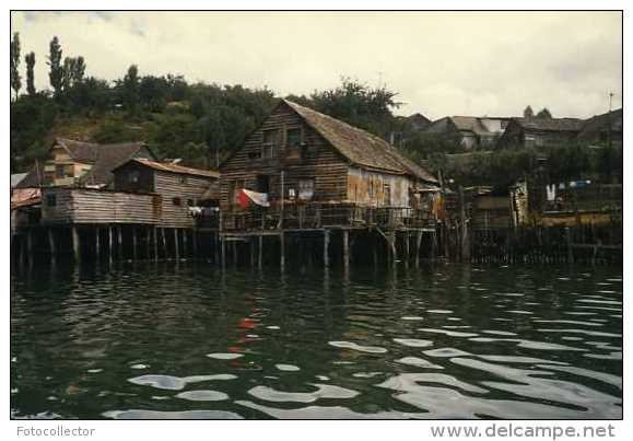 Chili Isla De Chiloe Palafitos De Castro Par René Orellana - Chili