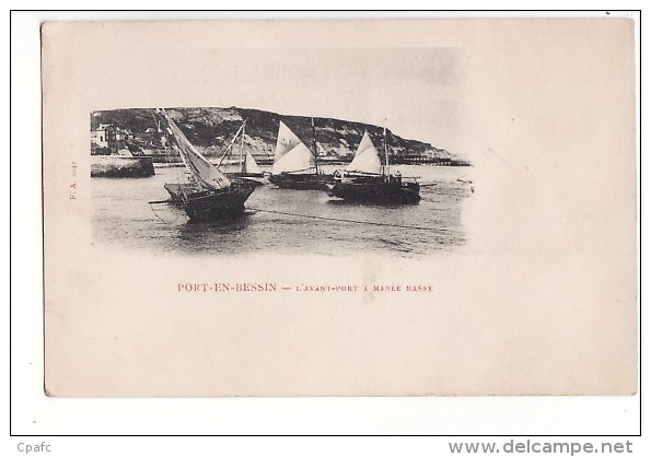 Port En Bessin - L'Avant-Port à Marée Basse / Edition F.A. N°2042 - Port-en-Bessin-Huppain