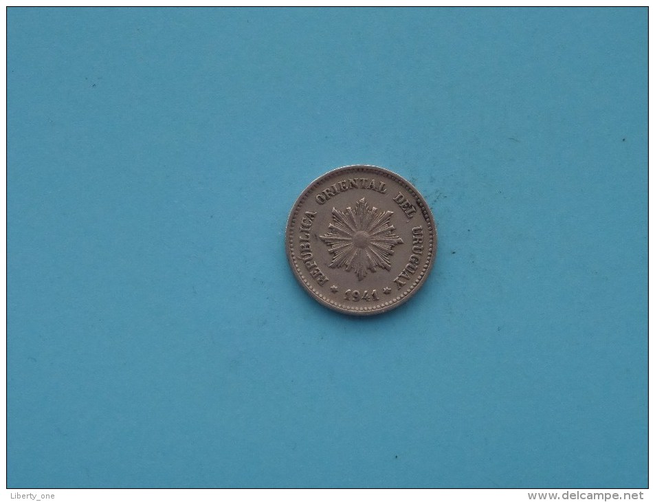 1941 - 2 Centesimos / KM 20 ( Uncleaned Coin - For Grade, Please See Photo ) !! - Uruguay