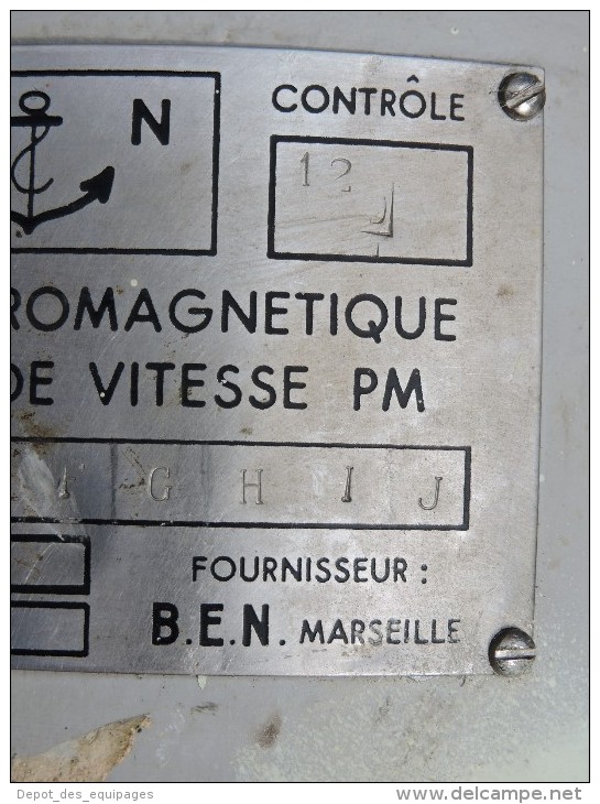 LOCH ELECTRO MAGNETIQUE - REPETITEUR DE VITESSE - BEN  1968 - MARINE NATIONALE à voir ..........