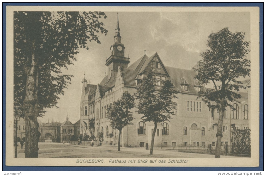 Bückeburg Rathaus Blick Auf Das Schloßtor, Ungebraucht (AK802) - Bueckeburg