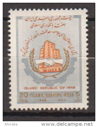 IRAN    1988      N°   2083       COTE  1 € 00 - Iran