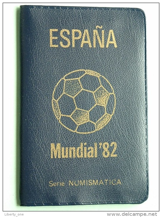 MUNDIAL ´82 - FOOTBAL 1982 Set With Goldplated Small Coin ( For Grade, Please See Photo ) ! - Sets Sin Usar &  Sets De Prueba