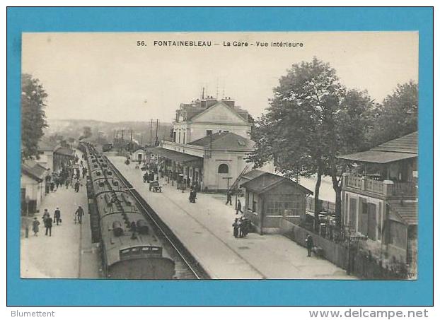 CPA Chemin De Fer Train En Gare De FONTAINEBLEAU 77 - Fontainebleau