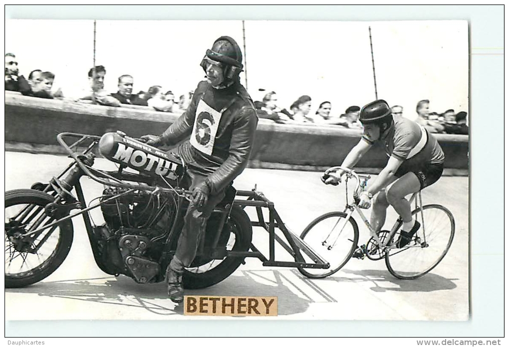 Guy BETHERY. 2 Scans. Photo L'Equipe. Cyclisme Sur Piste. Moto - Ciclismo