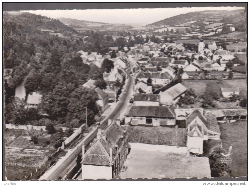 Lucenay - L'évèque  Vue D'ensemble L'entrée Du Bourg - Autres & Non Classés