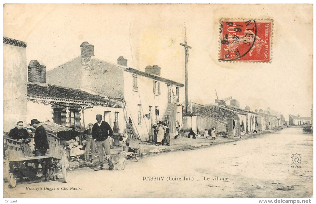 44 Passay, Le Village, Familles Au 1er Plan, Calvaire Et Moulin En Arrière, ....carte Pas Courante - Autres & Non Classés