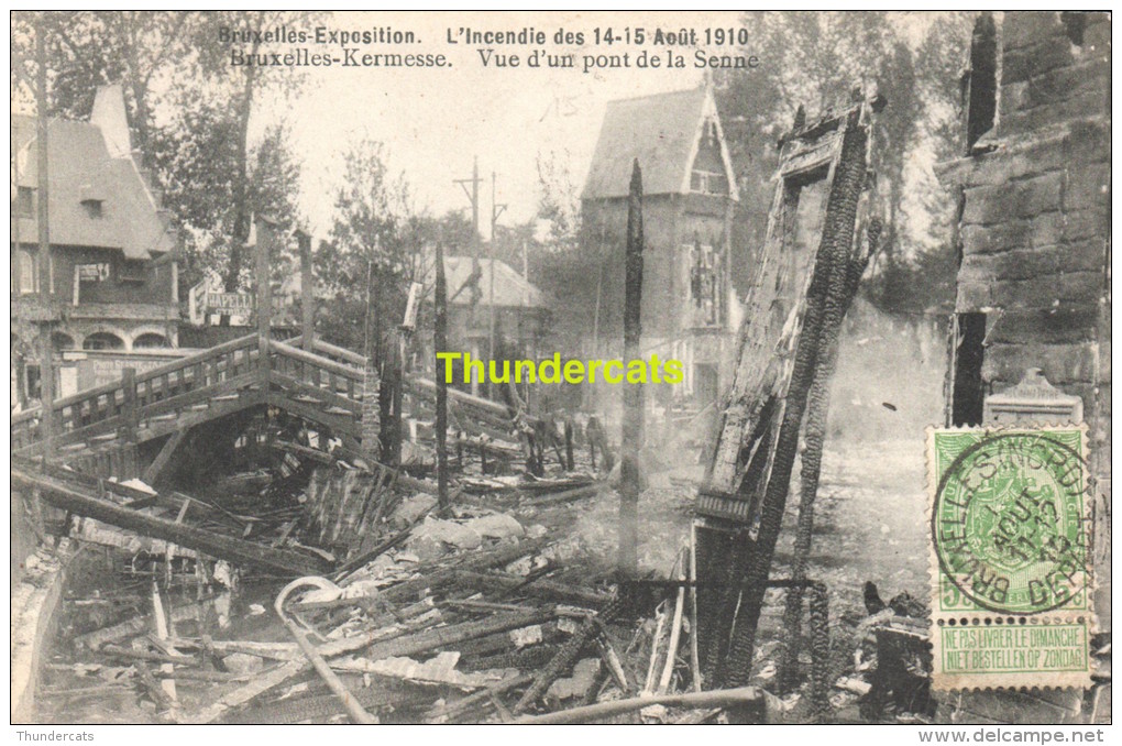 CPA BRUXELLES  EXPOSITION L'INCENDIE DES 14-15 AOUT 1910BRUXELLES KERMESSE VUE D'UN PONT DE LA SENNE - Expositions Universelles