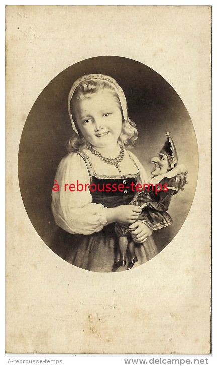 CDV Fin XIXe--allégorie-la Joie-petite Fille Et Sa Poupée Pantin-Par Dicksee- Freude N°535- Joy-photo Gustav Schauer - Old (before 1900)