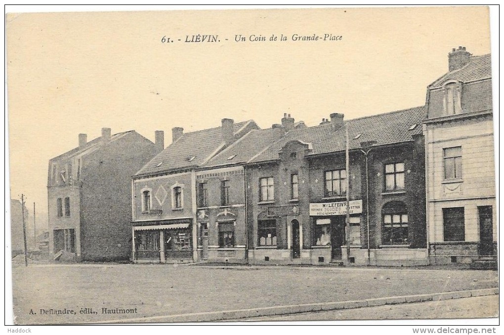 LIEVIN: UN COIN DE LA GRANDE PLACE - Lievin