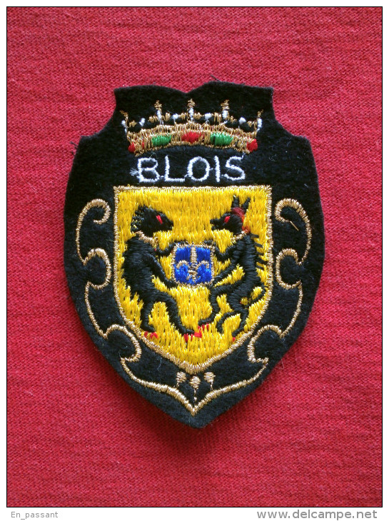 ECUSSON  PATCH BRODE BLOIS - Ecussons Tissu