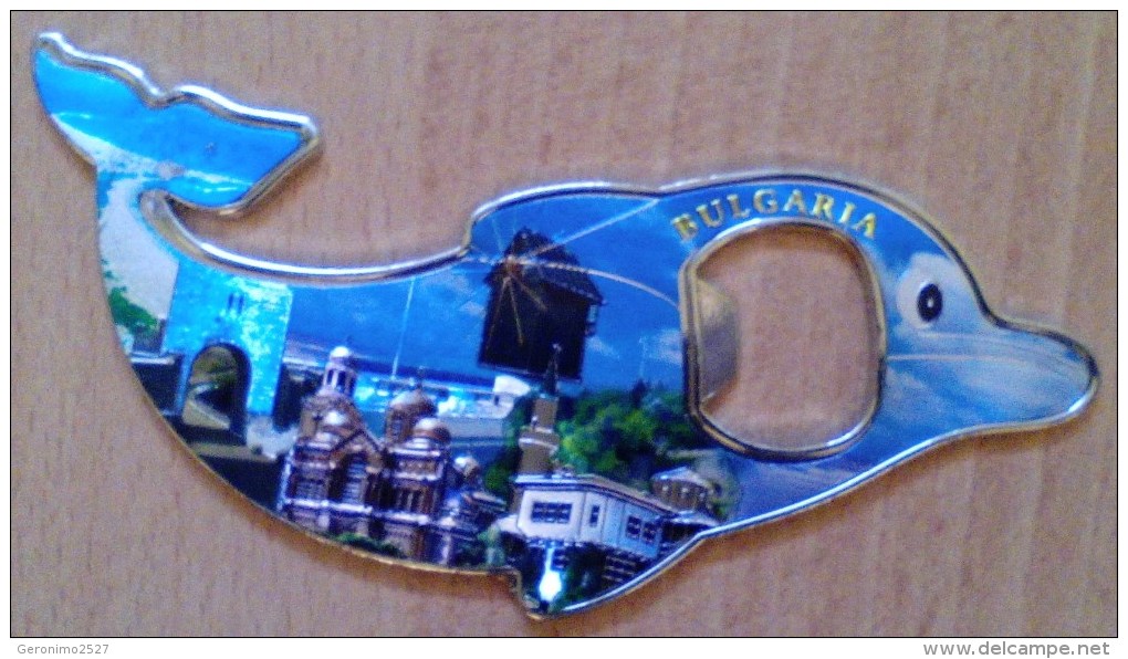 BULGARIA SOUVENIR Beautiful Dolphin-Shaped Magnet FAMOUS VIEWS Combined Bottle Openner - Toerisme