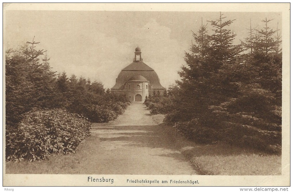 Flensburg - Friedhofskapelle Am Friedenshügel.    Germany.   S-2308 - Flensburg