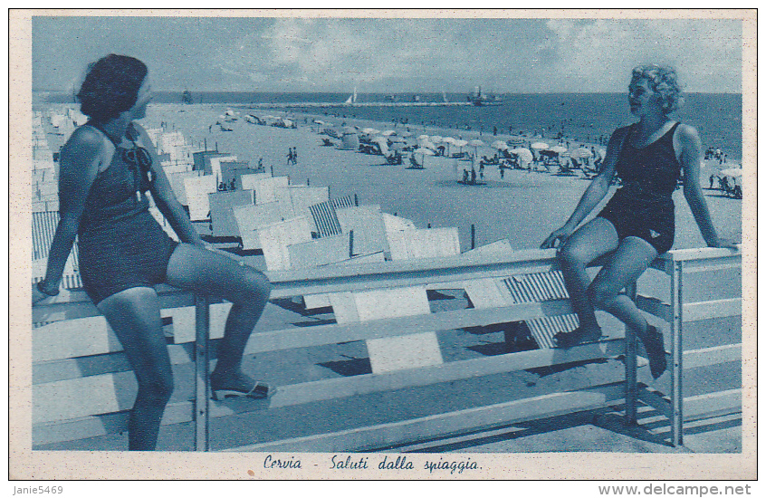 Italy Unused Postcard Cervia Saluti Dalla Spiaggia, Girls - Ohne Zuordnung