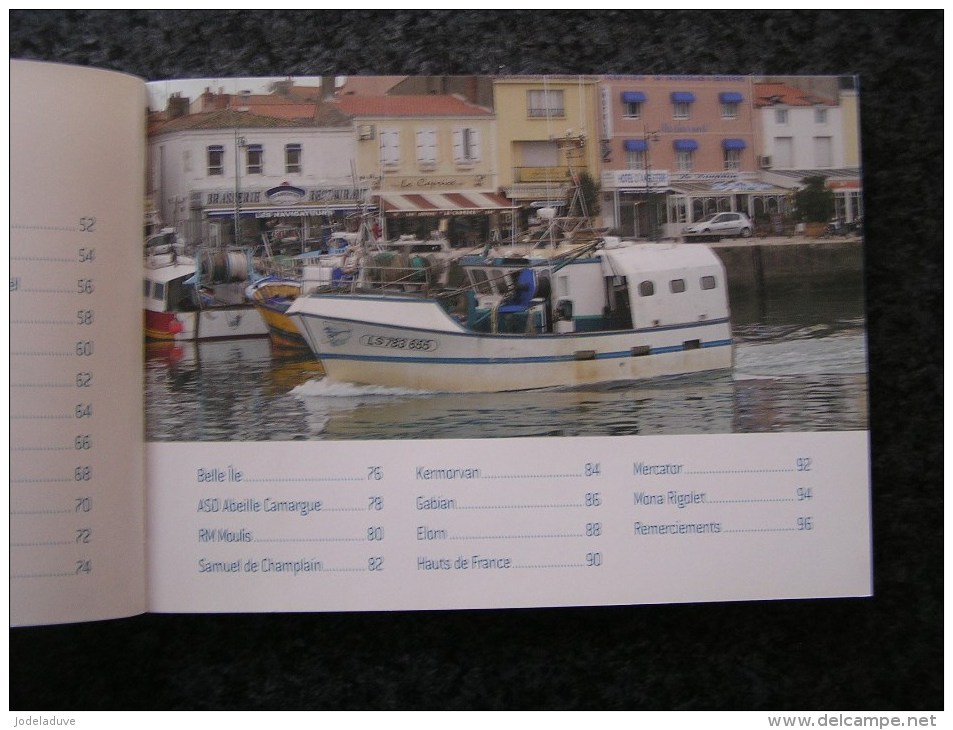 BATEAUX DES CÔTES DE FRANCE EN IMAGES Bateau Chalutier Ferry Abeille Bourbon Navire Marine Française Marin Navigation - Barche