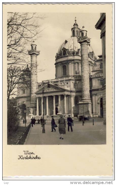 WIEN - Karlskirche - Kirchen