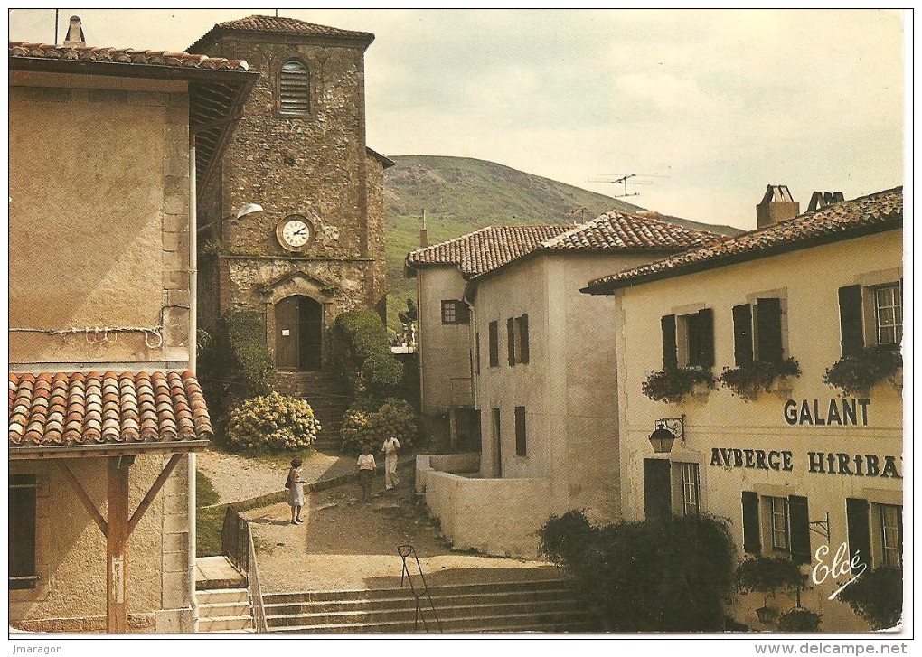 BIRIATOU - La Belle Eglise Et L'Hôtel Hiribaren - Elcé 6704 - écrite, Flamme Et Circulée En 1980 - Tbe - Biriatou