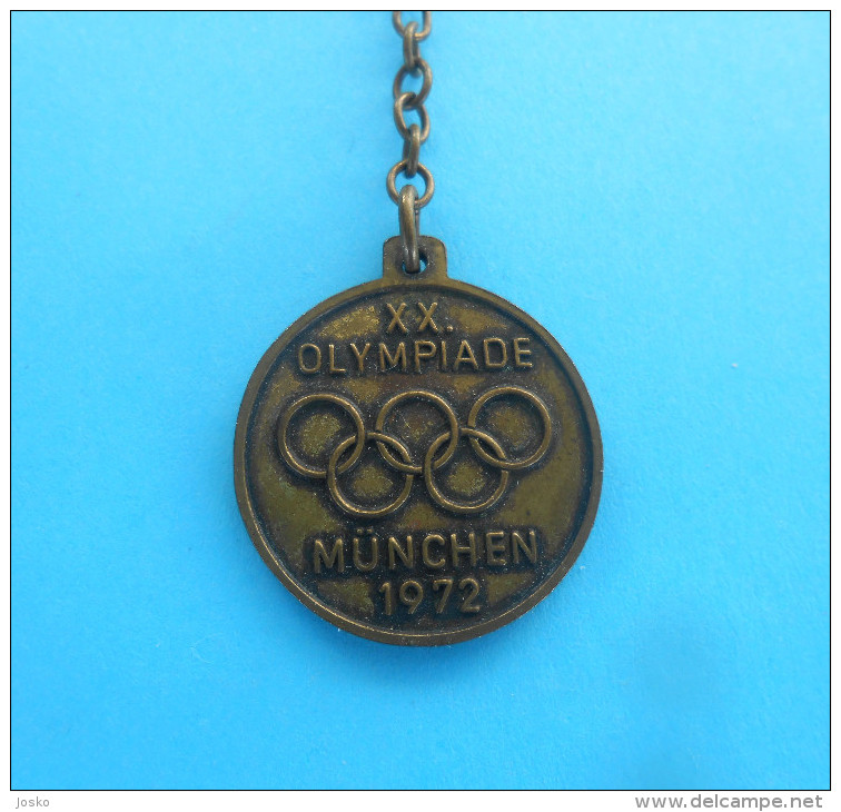 OLYMPIC GAMES 1972. Munchen - Vintage Olympics Keychain * Jeux Olympiques Olympia Olympiade Olimpiadi Juegos Olímpicos - Apparel, Souvenirs & Other