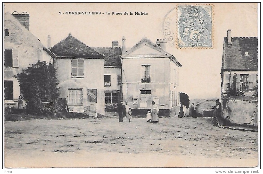 MORAINVILLIERS - La Place De La Mairie - Morainvilliers