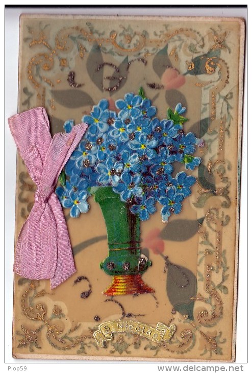 Cpa Saint Nicolas Celluloid Carton Ajoutis Chromo Bouquet De Myosotis Dans Un Vase Ruban De Soie Circulée Le 06/12/1935 - San Nicolás