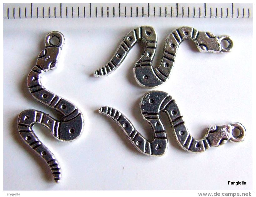 10 Breloque Serpent Argenté Stylisé Sans Nickel Ni Plomb Environ 26x11mm   Breloque Serpent Impression Recto-verso - Perlen