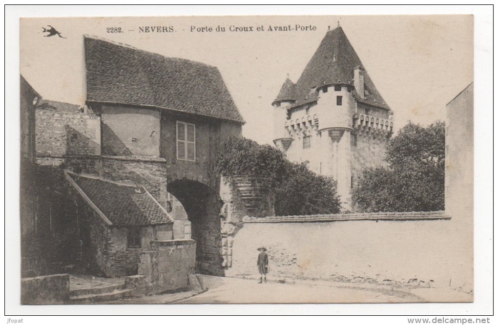 58 NIEVRE - NEVERS Porte Du Croux Et Avant-Porte - Nevers