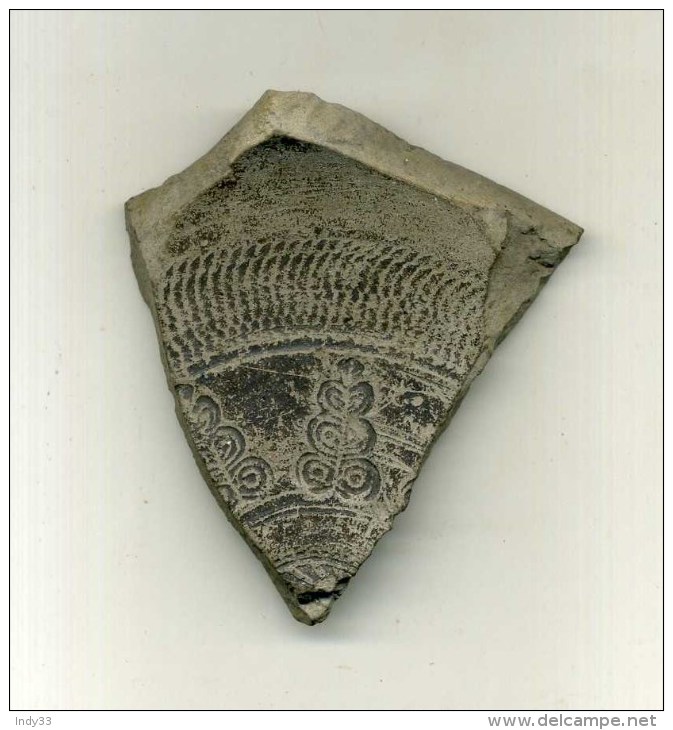 - CERAMIQUE PALEOCHRETIENNE . FRAGMENT DE PLAT DECORE . - Archaeology