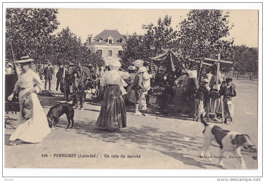 PORNICHET. - Un Coin Du Marché. Très Beau Cliché - Pornichet