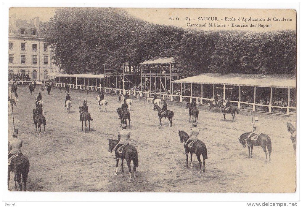 SAUMUR  - Ecole D´application De Cavalerie - Carrousel Militaire . Exercice Des Bagues. - Saumur