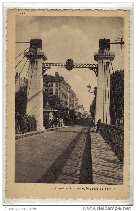 LYON - LE PONT KITCHENER ET LE COURS DE VERDUN - CPA - Lyon 2