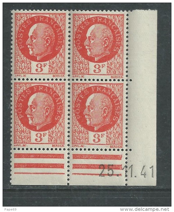 France N° 521 XX : Type Maréchal Pétain : 3 F. Orange  En Bloc De 4 Coin Daté Du 25 . 11 . 41 ; Sans Charnière, TB - 1940-1949