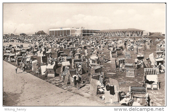 Büsum - S/w Strand Mit Wellenbad Und Liegehalle - Buesum