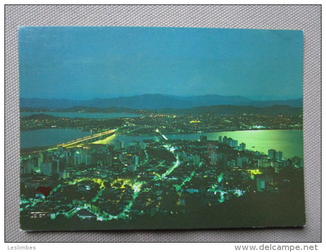 Florianopolis, Santa Catarina. Vista Panoramica Noturna (Continente - Ilha) - Florianópolis