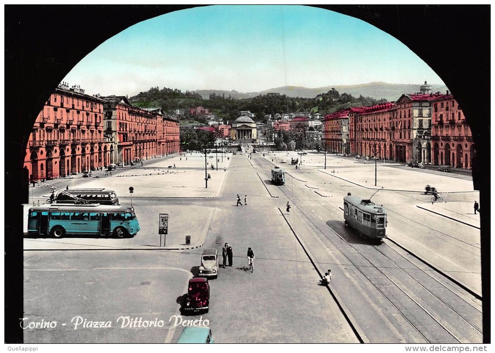 02517 "TORINO - PIAZZA VITTORIO VENETO"  ANIMATA, AUTO, TRAMWAY,   CART. NON  SPED. - Places & Squares