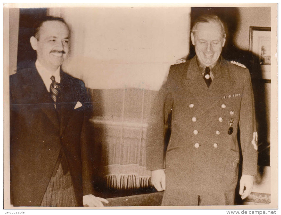 Le Comte HONGROIS CSAKY Et Le Ministre VON RIBBENTROP (17.01.1939) - Guerre, Militaire